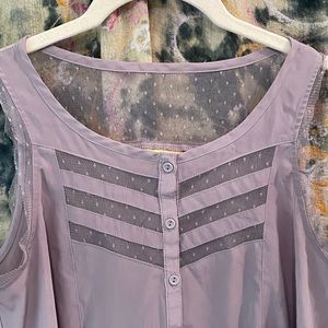 Princess Vera Sleeveless Blouse